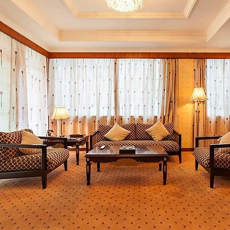 Xiamen Huaqiao Hotel Экстерьер фото