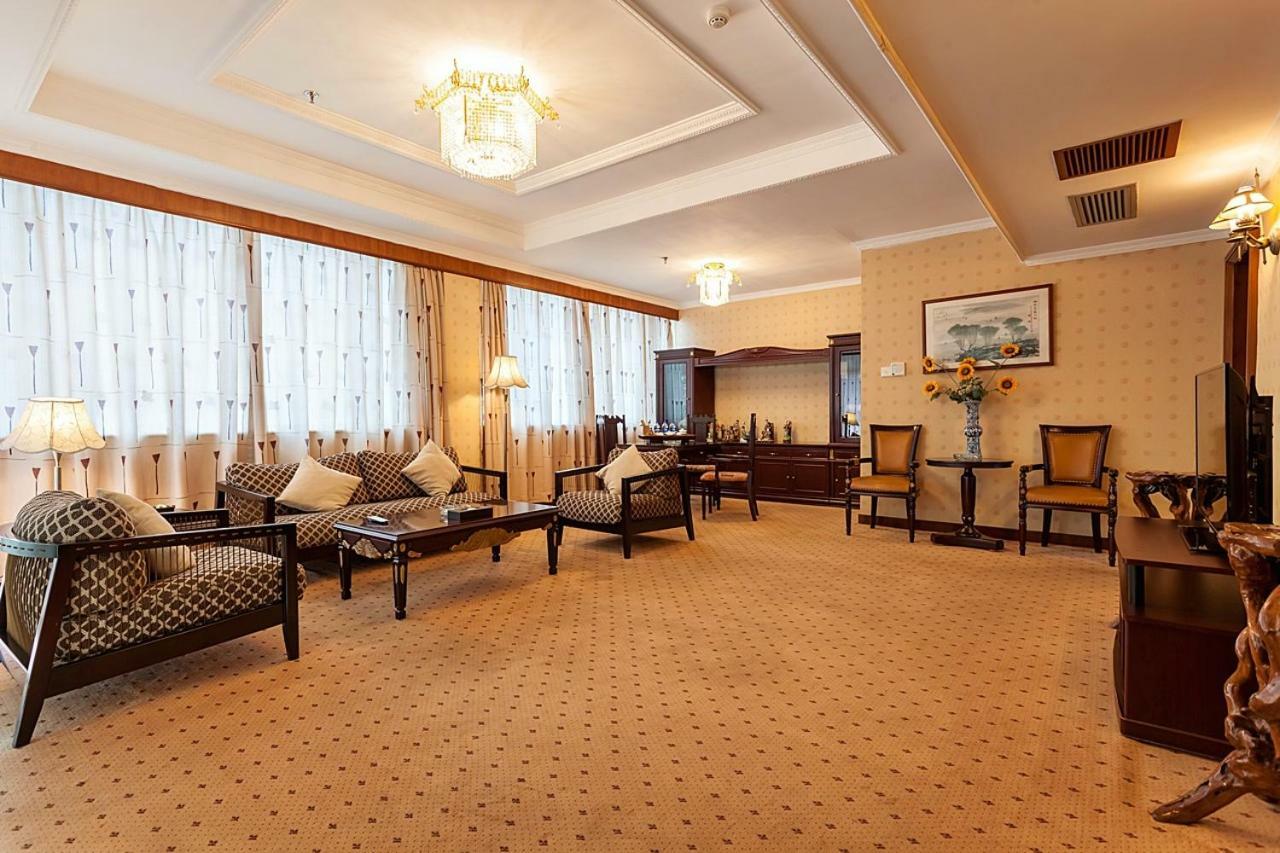 Xiamen Huaqiao Hotel Экстерьер фото